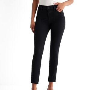 Express Mid Rise Black Skinny Jean. Size 6L
